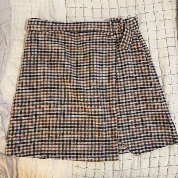 Dresses & Skirts - Mini plaid skirt
